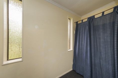 Photo of property in 9 Shamrock Street, Takaro, Palmerston North, 4412