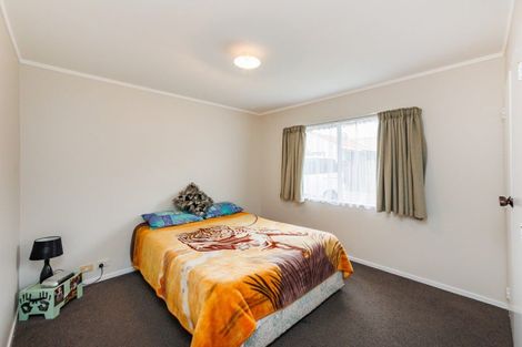 Photo of property in 28a Chatsworth Place, Highbury, Palmerston North, 4412