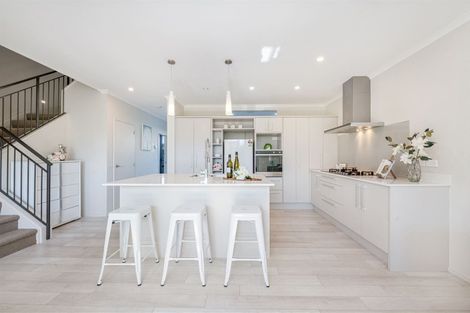 Photo of property in 9 Louis Braille Lane, Flat Bush, Auckland, 2019