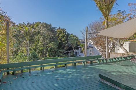 Photo of property in 181 Glenfield Road, Hillcrest, Auckland, 0627