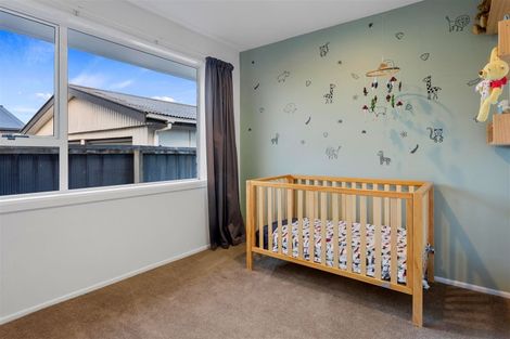 Photo of property in 9 Beeston Place, Redwood, Christchurch, 8051