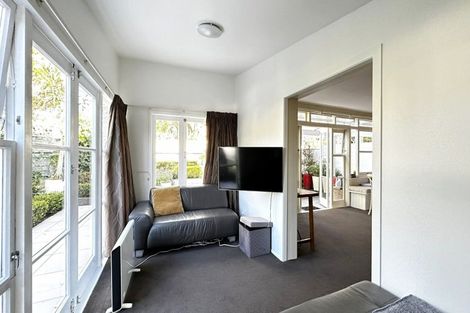 Photo of property in 1/1 Saratoga Avenue, Herne Bay, Auckland, 1011