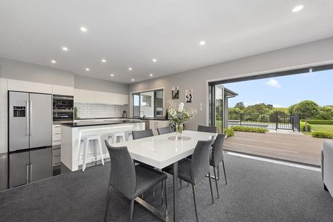 Photo of property in 27 Amokura Crescent, Flagstaff, Hamilton, 3210