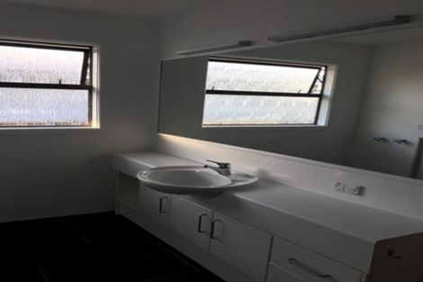 Photo of property in 1218 Norfolk Crescent, Mayfair, Hastings, 4122