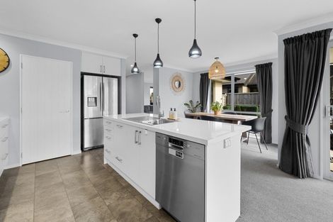 Photo of property in 16 Whiteoak Grove, Tinwald, Ashburton, 7700