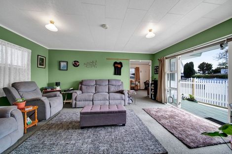 Photo of property in 57 Murray Avenue, Hawera, 4610