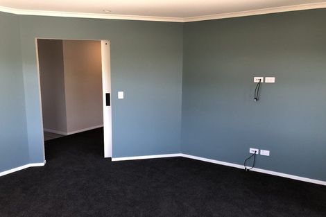 Photo of property in 5 Roma Way, Waitarere, 5510