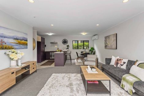 Photo of property in 8a Flynn Street, Birkdale, Auckland, 0626