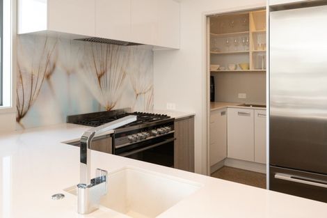 Photo of property in 3 Raiha Street, Papamoa Beach, Papamoa, 3118