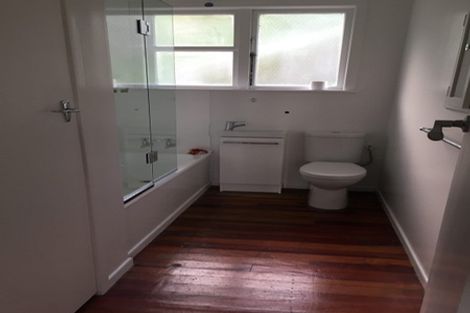 Photo of property in 29 Kitchener Terrace, Johnsonville, Wellington, 6037