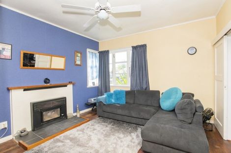 Photo of property in 16 Townley Street, Te Hapara, Gisborne, 4010