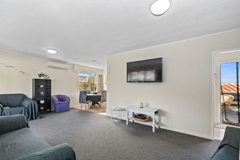 Photo of property in 28 Alison Street, Mangakakahi, Rotorua, 3015