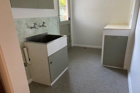 Photo of property in 413 Cashmere Road, Westmorland, Christchurch, 8025