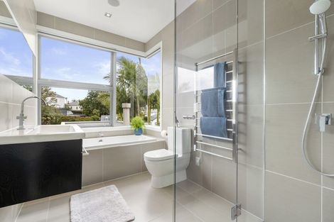 Photo of property in 21 West End Road, Herne Bay, Auckland, 1022