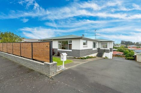 Photo of property in 54 Elwyn Crescent, Green Island, Dunedin, 9018