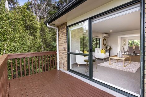 Photo of property in 43 Heathglen Place, Bayview, Auckland, 0629