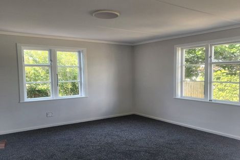 Photo of property in 44 Edmonton Road, Henderson, Auckland, 0612