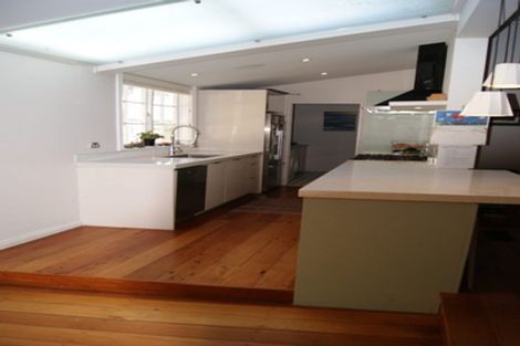 Photo of property in 122a Derwent Street, Island Bay, Wellington, 6023