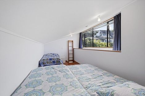 Photo of property in 11 Calypso Place, Rothesay Bay, Auckland, 0630