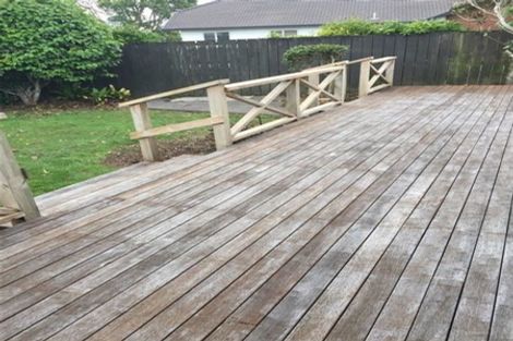 Photo of property in 30 Suncrest Drive, West Harbour, Auckland, 0618