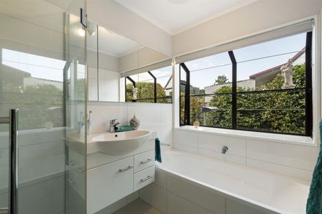 Photo of property in 13 Glendawn Place, Bayview, Auckland, 0629
