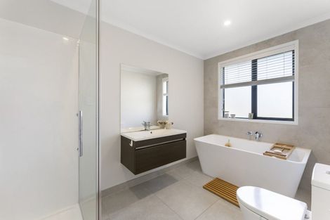 Photo of property in 9 Kahotea Place, Papamoa Beach, Papamoa, 3118