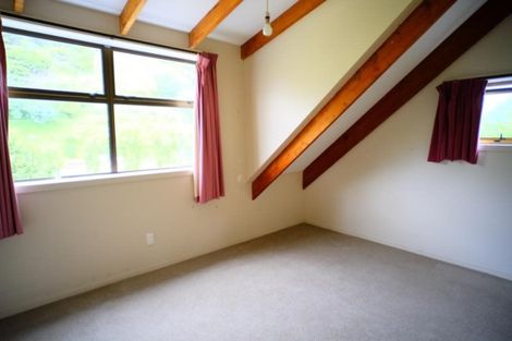 Photo of property in 80 Tilley Road, Paekakariki, 5034