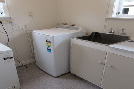 Photo of property in 4 Mill Street, Tapanui, 9522