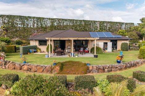 Photo of property in 98 River Drive, Kerikeri, 0294