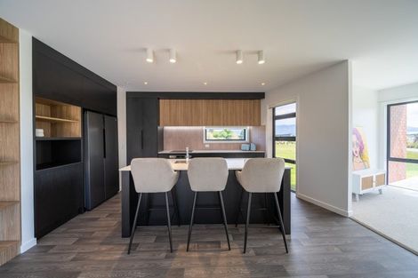 Photo of property in 35 Paton Place, Te Anau, 9600