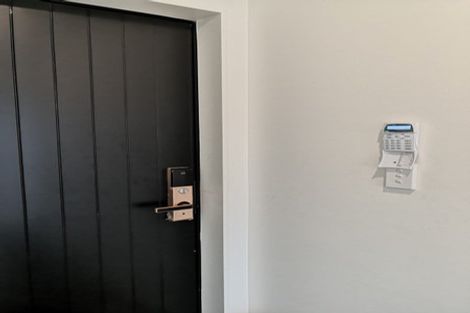 Photo of property in 9b Poruru Close, Papakura, 2110