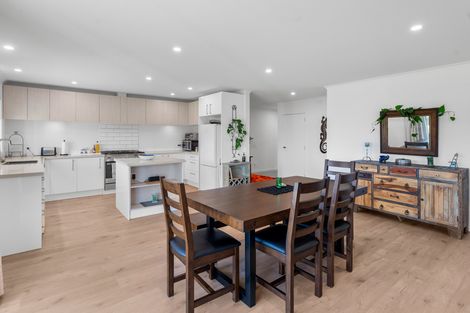 Photo of property in 90 South Belt, Solway, Masterton, 5810