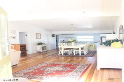 Photo of property in 12 Pendarves Street, New Plymouth, 4310