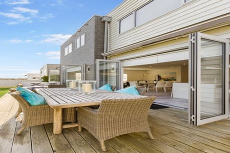 Photo of property in 4 Awakirihi Close, Shamrock Park, Auckland, 2016