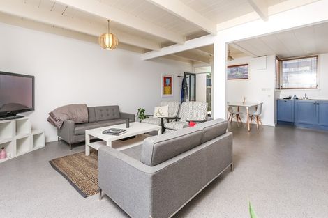 Photo of property in 2/7a Seaside Avenue, Waterview, Auckland, 1026