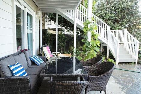 Photo of property in 38 Church Street, Devonport, Auckland, 0624