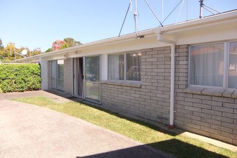 Photo of property in 8b Macmurdo Avenue, Glenview, Hamilton, 3206