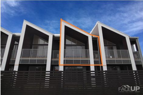 Photo of property in 4/28 Nevill Road, Hobsonville, Auckland, 0616