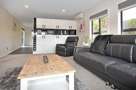 Photo of property in 1b George Laurenson Lane, Mount Roskill, Auckland, 1041