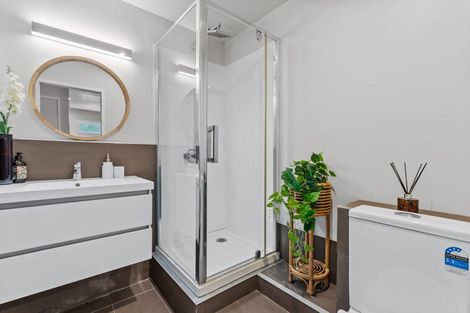 Photo of property in 1/32 Prospect Terrace, Pukekohe, 2120