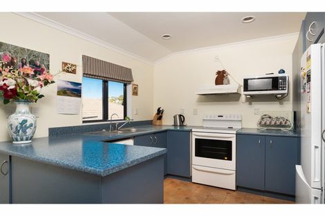 Photo of property in 155 Brian Crescent, Stanmore Bay, Whangaparaoa, 0932