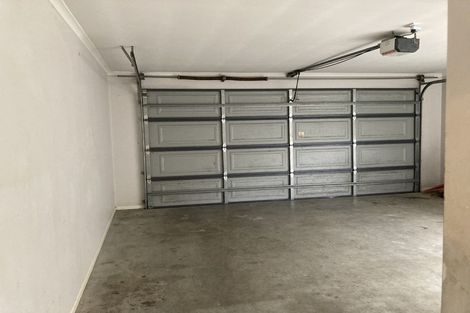 Photo of property in 85 Redcastle Drive, East Tamaki, Auckland, 2013