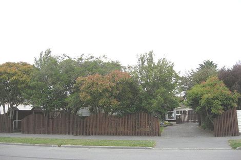 Photo of property in 18 Branksome Place, Parklands, Christchurch, 8083