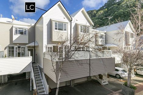 Photo of property in 37 Little George Street, Thorndon, Wellington, 6011