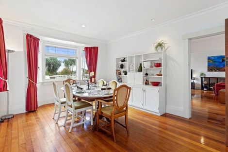 Photo of property in 84 Waitaha Road, Welcome Bay, Tauranga, 3112