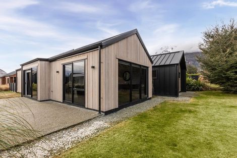 Photo of property in 7 Kerrera Lane, Jacks Point, Queenstown, 9371
