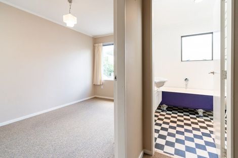 Photo of property in 5f Duke Street, Mount Victoria, Wellington, 6011