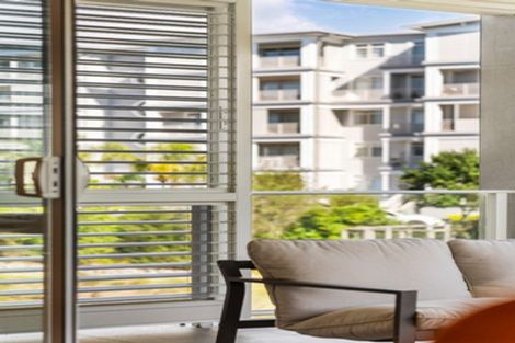 Photo of property in 77 Parkside Drive, Orewa, 0931