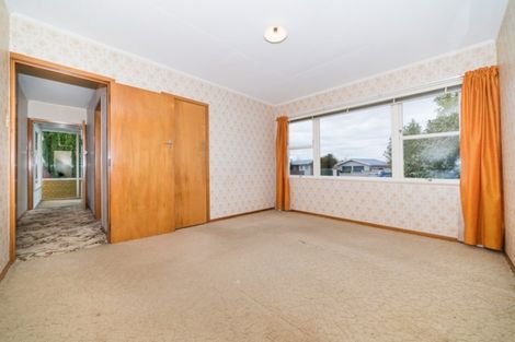 Photo of property in 6 Ellesmere Crescent, Highbury, Palmerston North, 4412