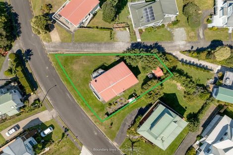 Photo of property in 123 Tuna Place, Onemana, Whangamata, 3691